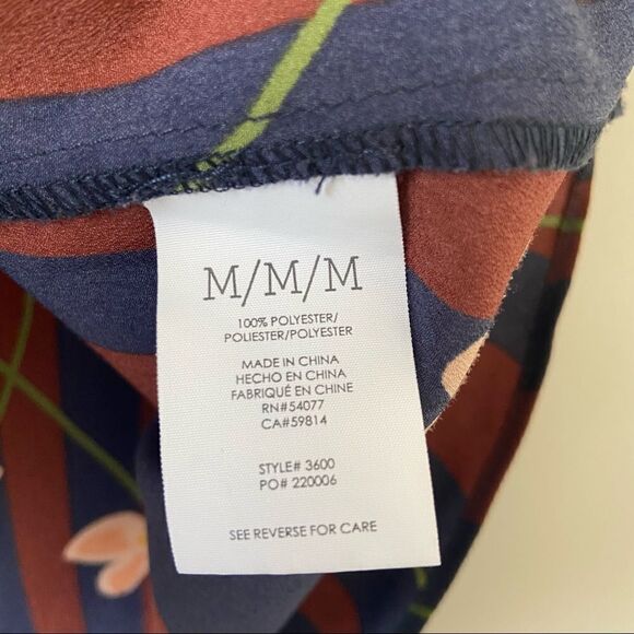 Cabi-sleeveless Floral Stripe Button Down Blouse (Size:Medium) - Picture 7 of 8